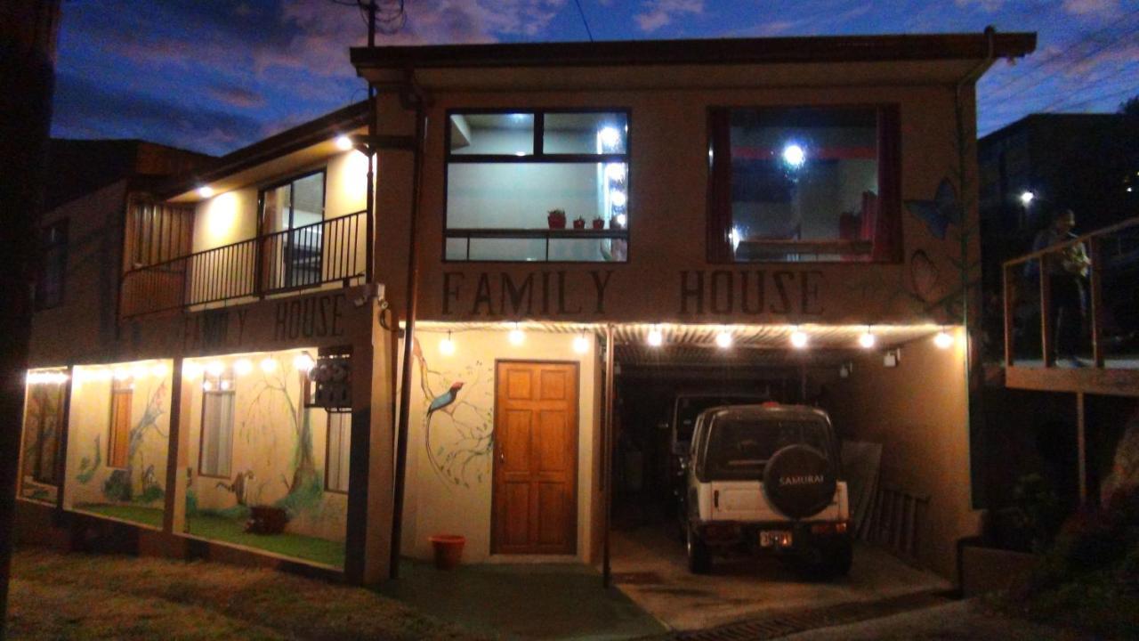 Monteverde Family House מראה חיצוני תמונה